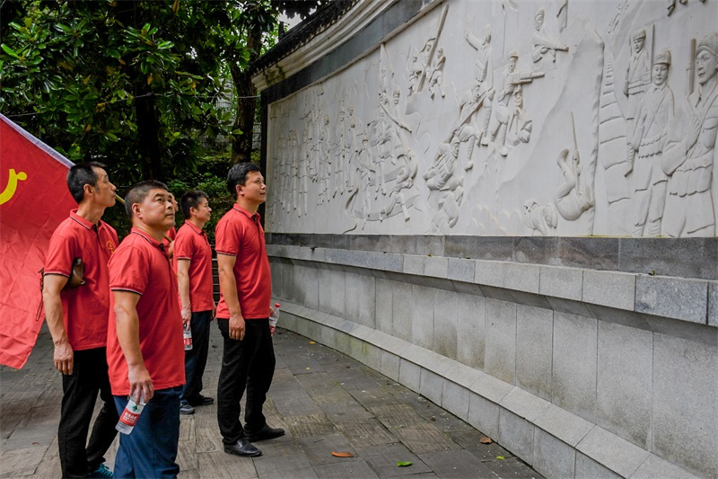 懷化(huà)保安,懷化(huà)押運,懷化(huà)聯網報(bào)警,懷化(huà)市(shì)保安公司