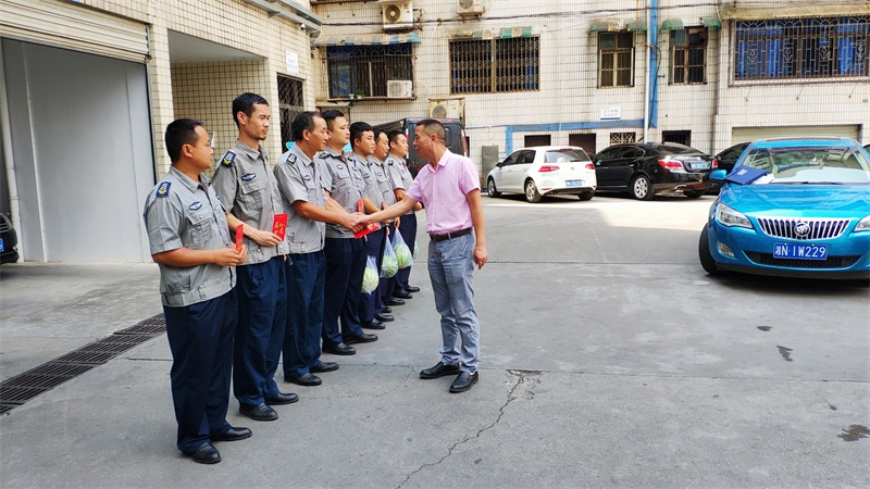 懷化(huà)保安  懷化(huà)市(shì)保安  懷化(huà)保安公司 懷化(huà)押運  懷化(huà)守護押運