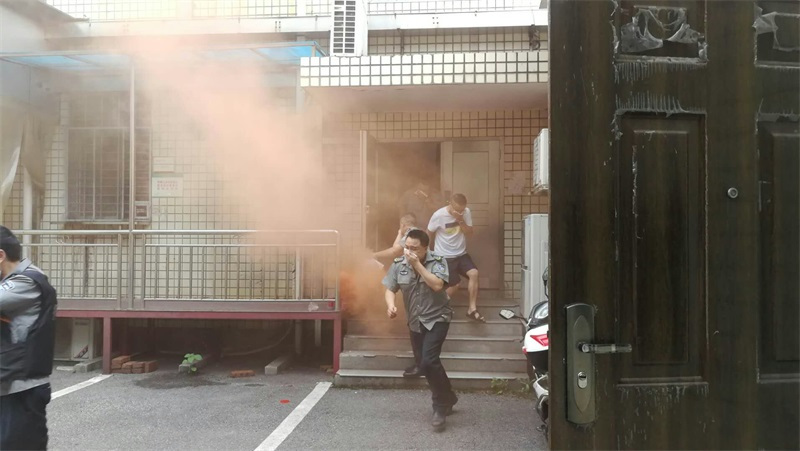 懷化(huà)保安,懷化(huà)押運,懷化(huà)聯網報(bào)警,懷化(huà)市(shì)保安公司