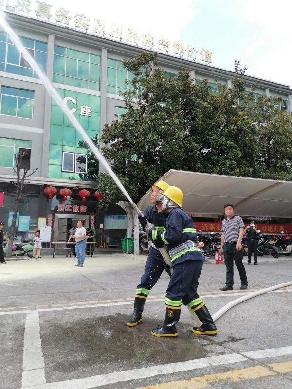 懷化(huà)保安,懷化(huà)押運,懷化(huà)聯網報(bào)警,懷化(huà)市(shì)保安公司