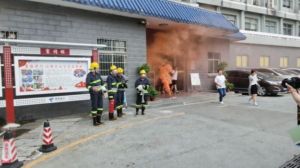 懷化(huà)保安,懷化(huà)押運,懷化(huà)聯網報(bào)警,懷化(huà)市(shì)保安公司