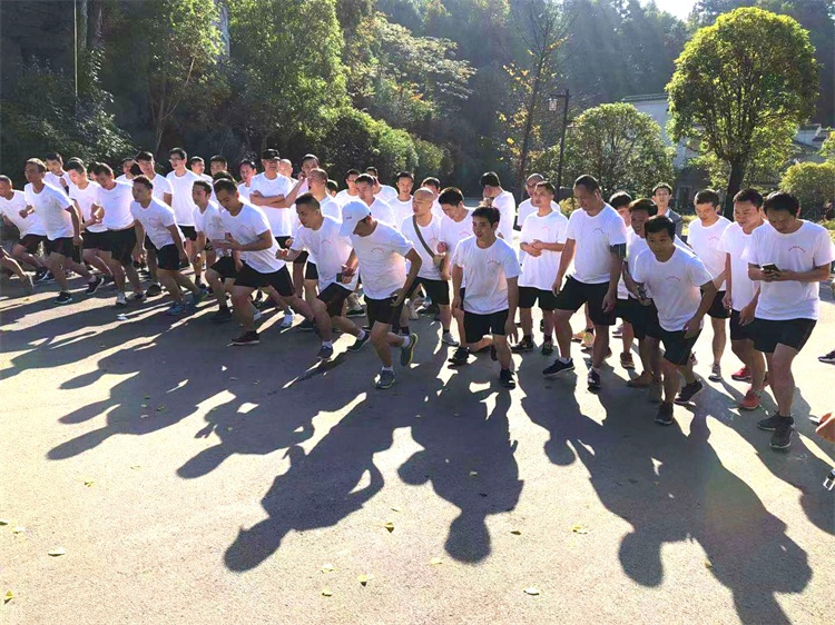 懷化(huà)保安  懷化(huà)市(shì)保安  懷化(huà)保安公司 懷化(huà)押運  懷化(huà)守護押運