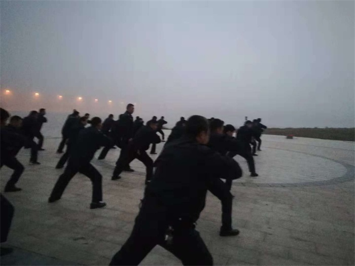 懷化(huà)保安  懷化(huà)市(shì)保安  懷化(huà)保安公司 懷化(huà)押運  懷化(huà)守護押運