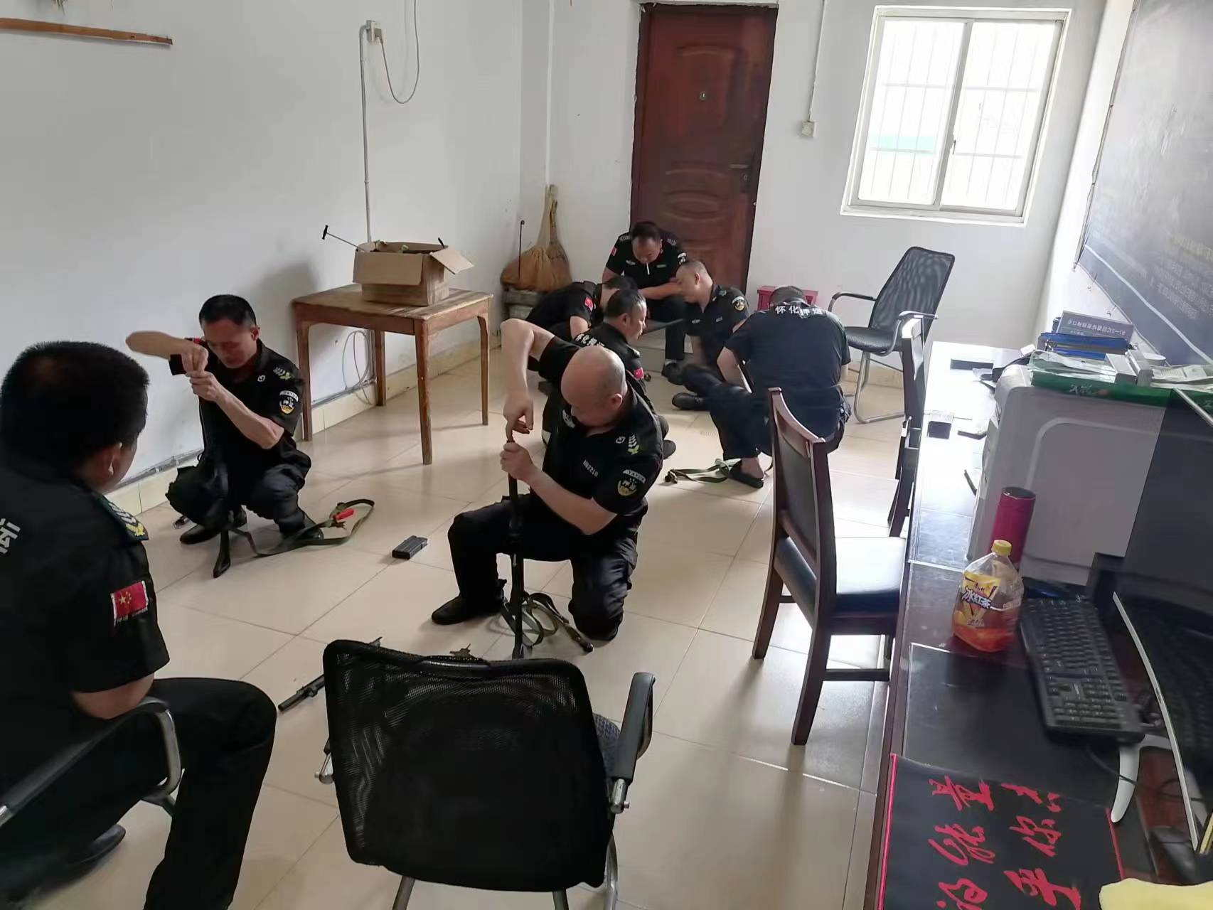 懷化(huà)保安,懷化(huà)押運,懷化(huà)聯網報(bào)警,懷化(huà)市(shì)保安公司