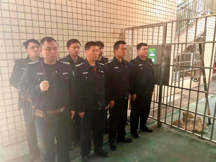 懷化(huà)保安,懷化(huà)押運,懷化(huà)聯網報(bào)警,懷化(huà)市(shì)保安公司