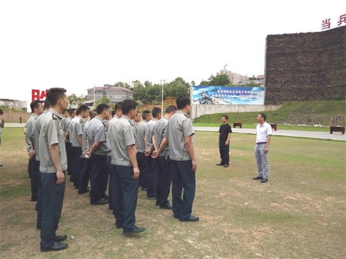 廣東中保維安保安服務集團有限公司,懷化(huà)守護押運,懷化(huà)保安守護服務,保安公司