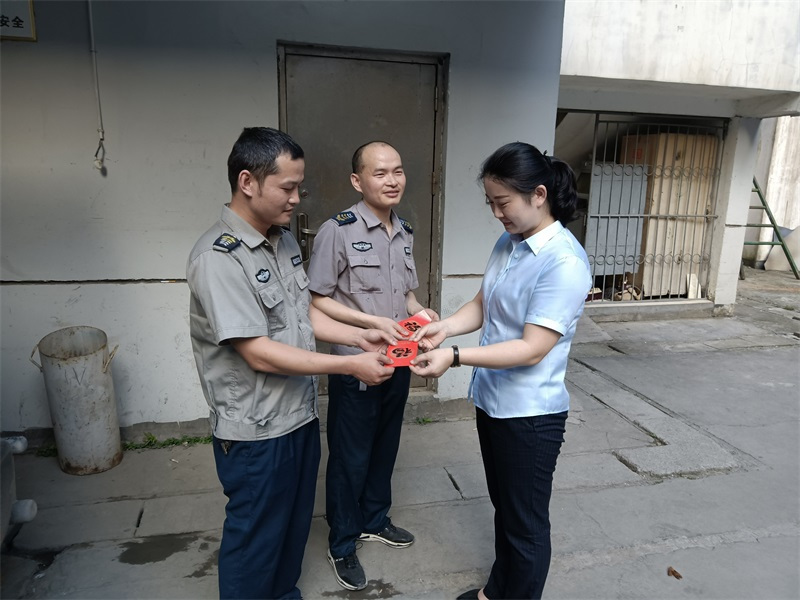 懷化(huà)保安,懷化(huà)押運,懷化(huà)聯網報(bào)警,懷化(huà)市(shì)保安公司