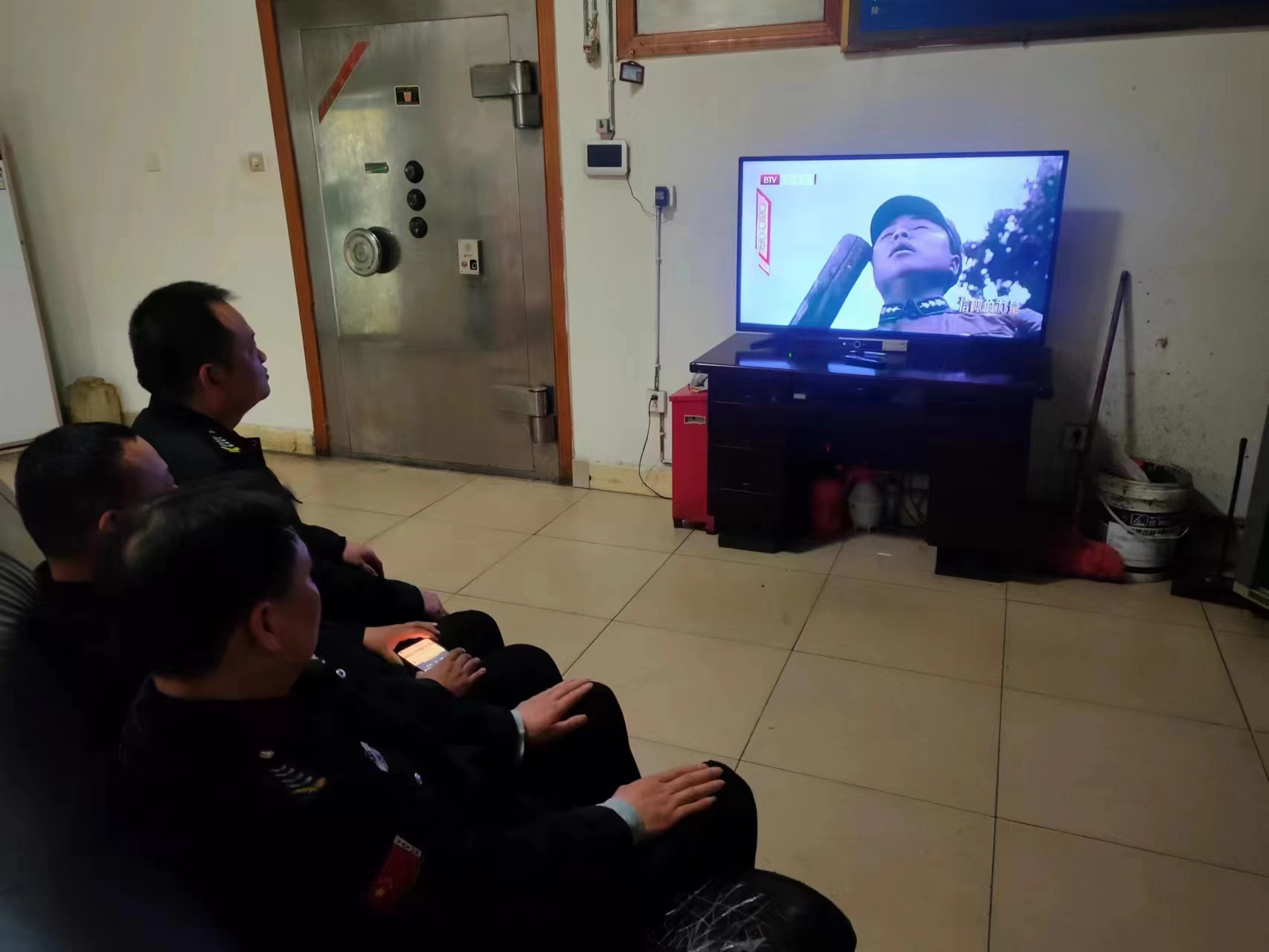 懷化(huà)保安,懷化(huà)押運,懷化(huà)聯網報(bào)警,懷化(huà)市(shì)保安公司