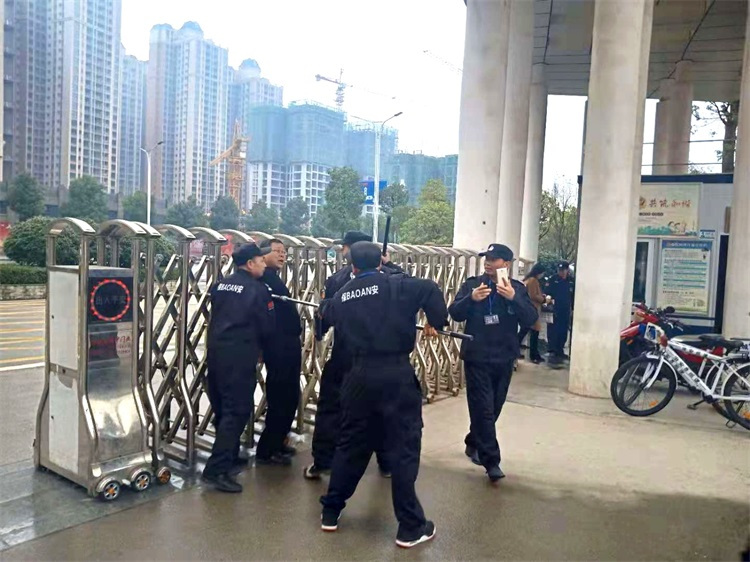 懷化(huà)保安,懷化(huà)押運,懷化(huà)聯網報(bào)警,懷化(huà)市(shì)保安公司
