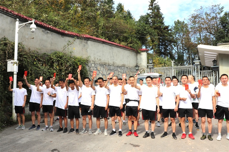 懷化(huà)保安  懷化(huà)市(shì)保安  懷化(huà)保安公司 懷化(huà)押運  懷化(huà)守護押運