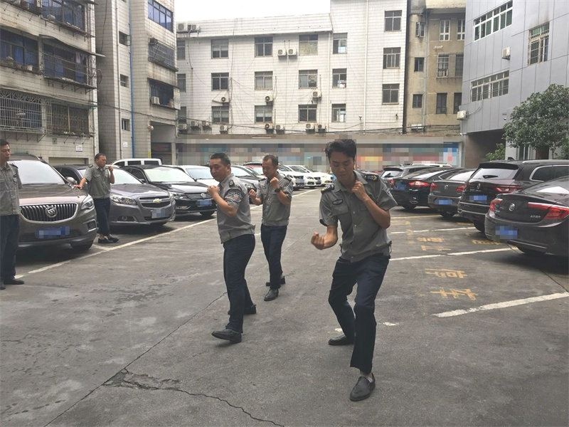 懷化(huà)保安  懷化(huà)市(shì)保安  懷化(huà)保安公司 懷化(huà)押運  懷化(huà)守護押運