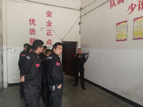 懷化(huà)保安,懷化(huà)押運,懷化(huà)聯網報(bào)警,懷化(huà)市(shì)保安公司