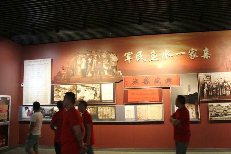 懷化(huà)保安  懷化(huà)市(shì)保安  懷化(huà)保安公司 懷化(huà)押運  懷化(huà)守護押運