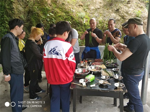 廣東中保維安保安服務集團有限公司,懷化(huà)守護押運,懷化(huà)保安守護服務,保安公司