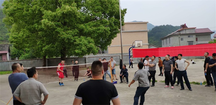 懷化(huà)保安,懷化(huà)押運,懷化(huà)聯網報(bào)警,懷化(huà)市(shì)保安公司