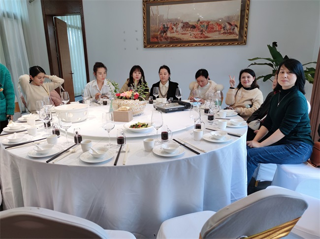 懷化(huà)保安,懷化(huà)押運,懷化(huà)聯網報(bào)警,懷化(huà)市(shì)保安公司