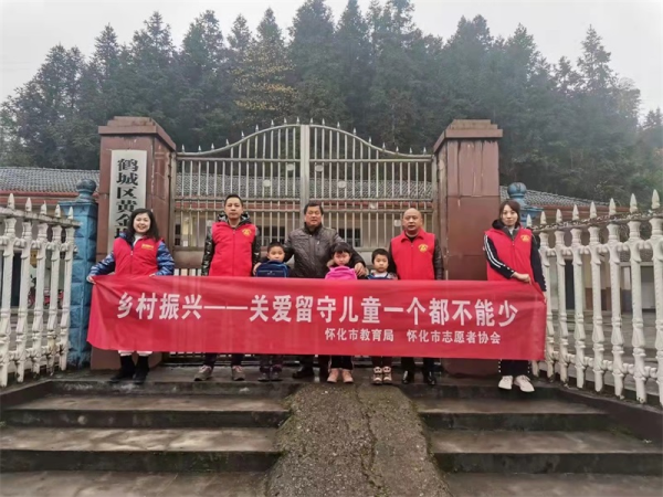 懷化(huà)保安,懷化(huà)押運,懷化(huà)聯網報(bào)警,懷化(huà)市(shì)保安公司