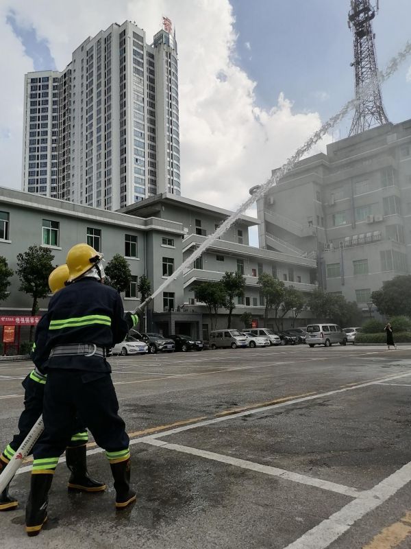 懷化(huà)保安,懷化(huà)押運,懷化(huà)聯網報(bào)警,懷化(huà)市(shì)保安公司