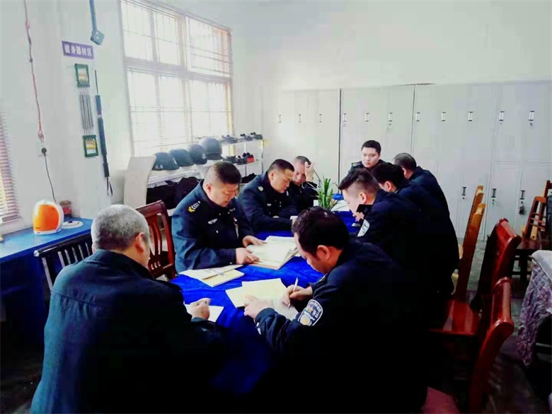 懷化(huà)保安,懷化(huà)押運,懷化(huà)聯網報(bào)警,懷化(huà)市(shì)保安公司