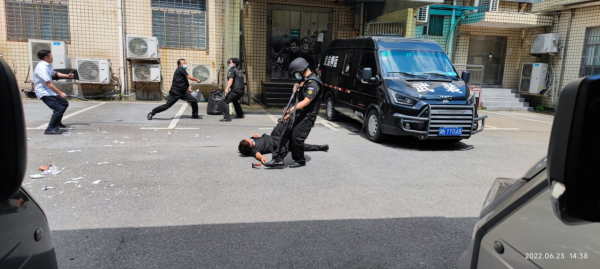 懷化(huà)保安,懷化(huà)押運,懷化(huà)聯網報(bào)警,懷化(huà)市(shì)保安公司