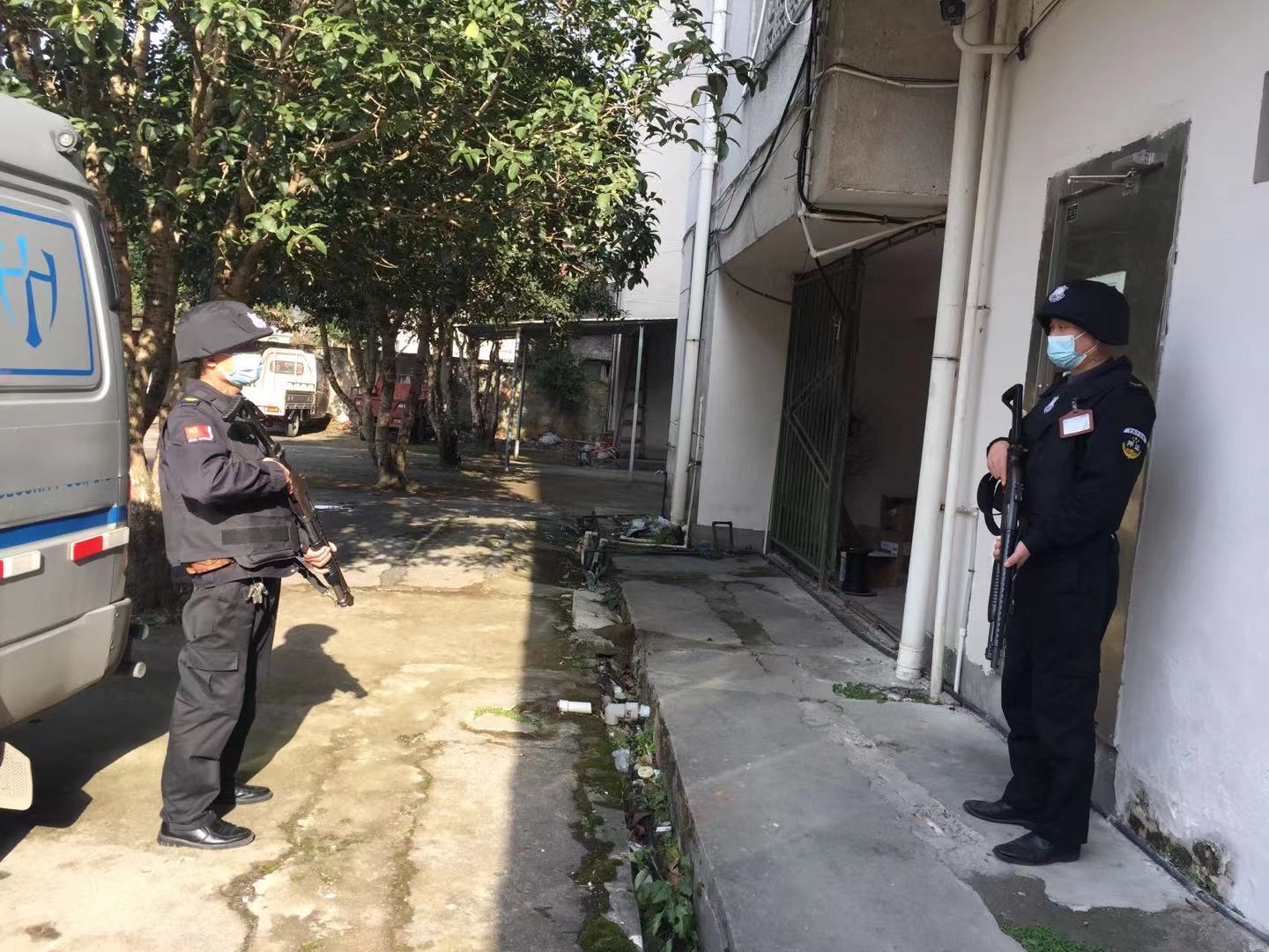 懷化(huà)保安,懷化(huà)押運,懷化(huà)聯網報(bào)警,懷化(huà)市(shì)保安公司