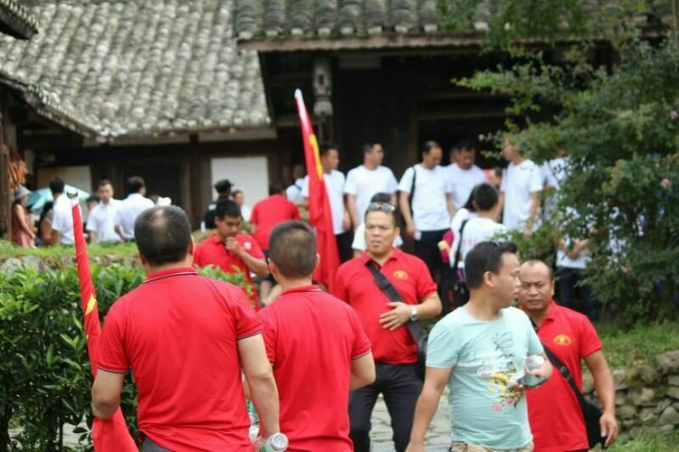 懷化(huà)保安  懷化(huà)市(shì)保安  懷化(huà)保安公司 懷化(huà)押運  懷化(huà)守護押運