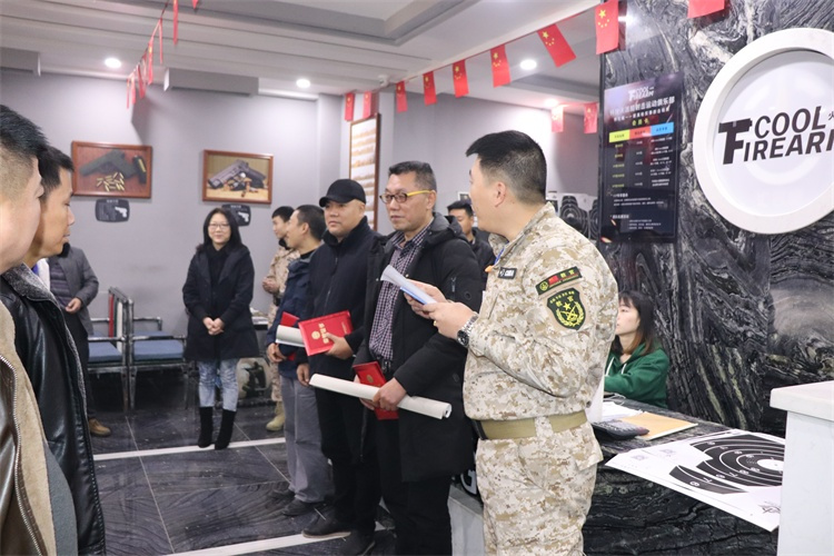 懷化(huà)保安,懷化(huà)押運,懷化(huà)聯網報(bào)警,懷化(huà)市(shì)保安,懷化(huà)市(shì)保安公司